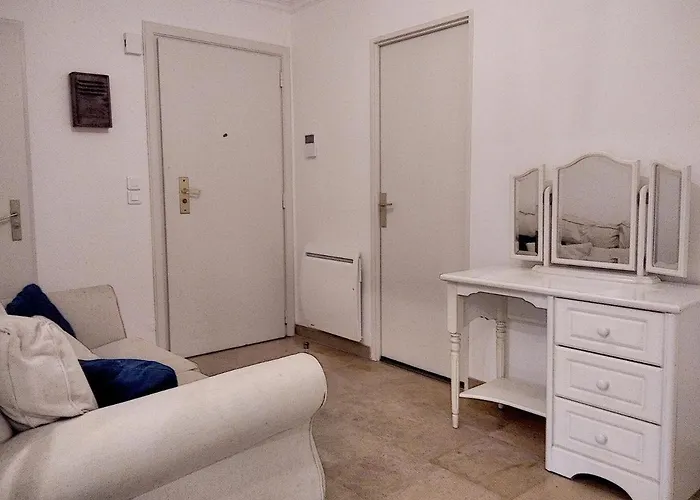 Apartman Chateau De La Pinede