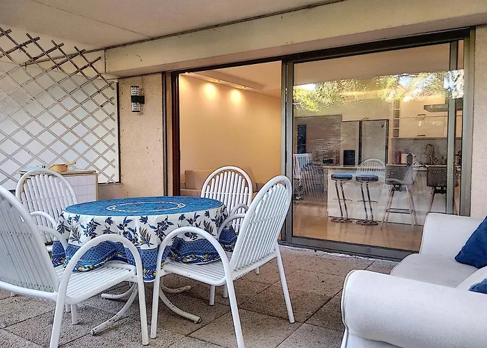 Apartman Chateau De La Pinede Juan-les-Pins